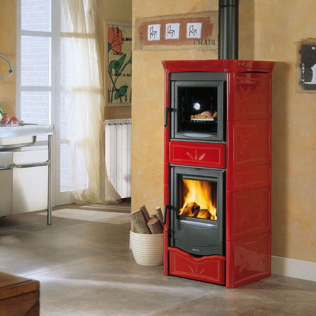 Kaminofen La Nordica wasserführend Thermo Nicoletta 4.0 Forno D.S.A Bordeaux